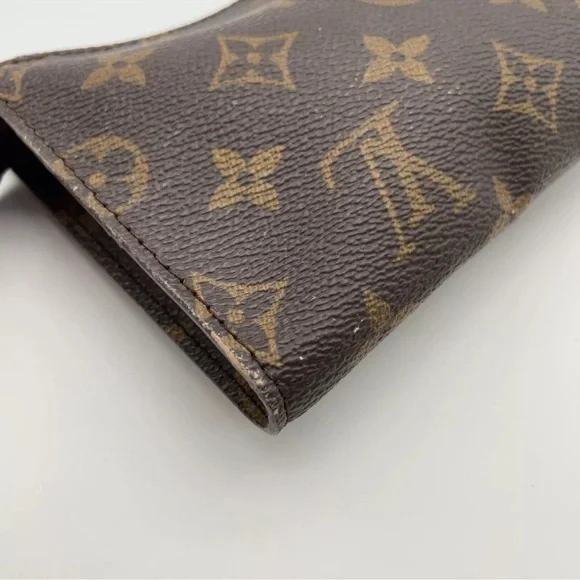 Authentic  Louis Vuitton Monogram Bucket Pouch PM W/Box - Picture 6 of 15